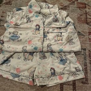 Disney. Pajama set. Size medium.